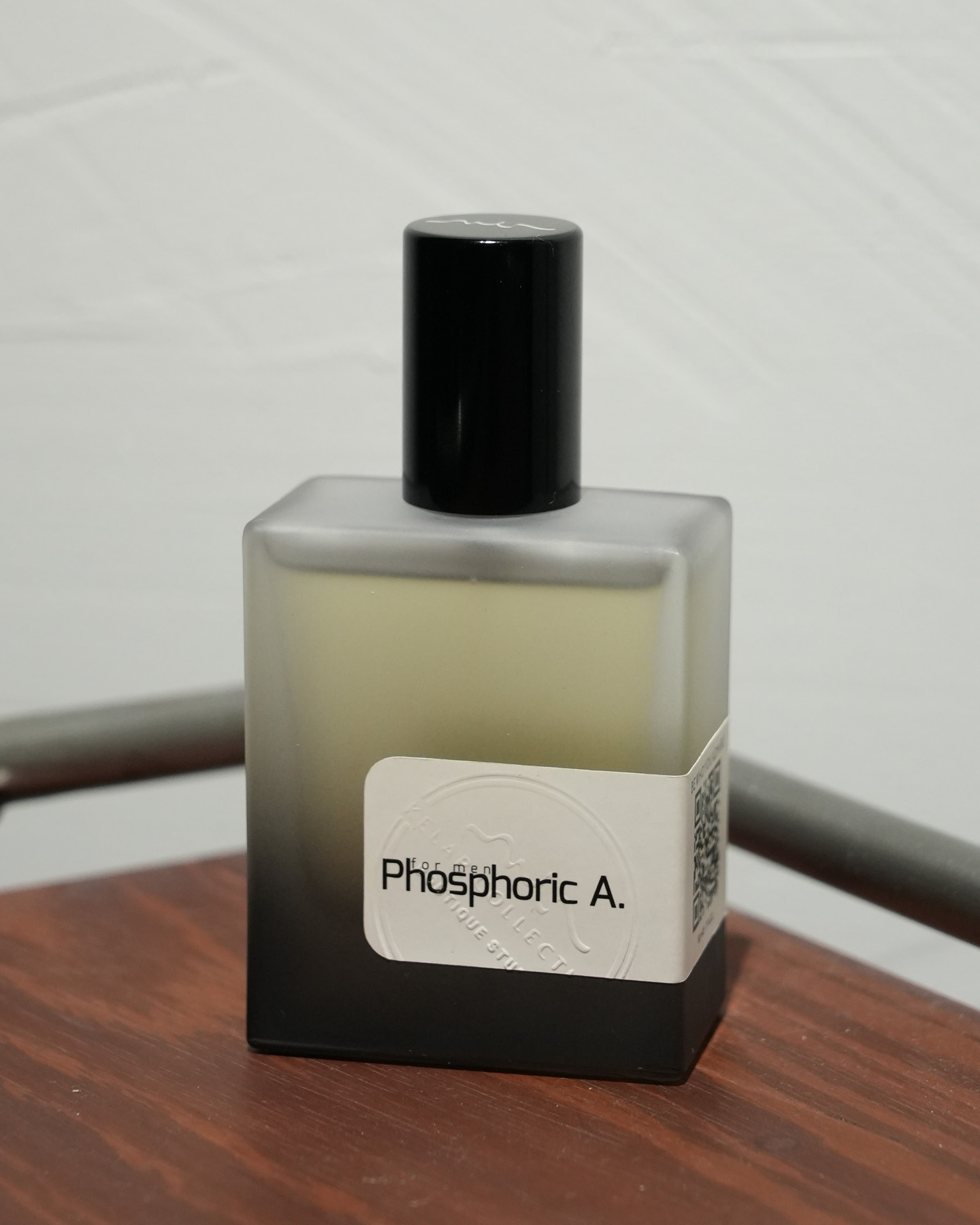 عطر 50 میل کلار فُسفوریک. اِی